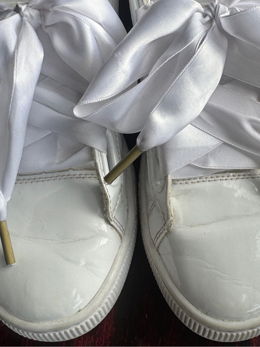 PUMA Basket White Patent Sneakers Satin Ribbon Laces Women’s 7.5 Rare - Picture 4 of 6